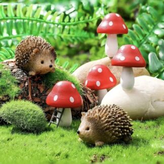 Mini Hedgehog and 2x Mushrooms