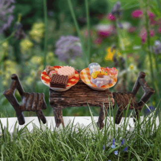 Mini Plates & Pastries