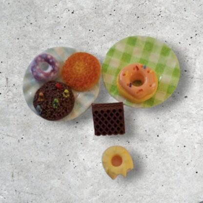 Mini Plates & Pastries - Image 3