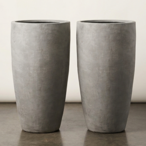 Studio Column planter
